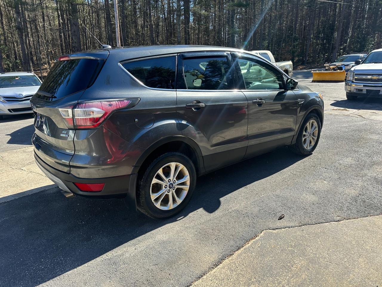 1FMCU9GD7HUA73512 FORD ESCAPE 2017