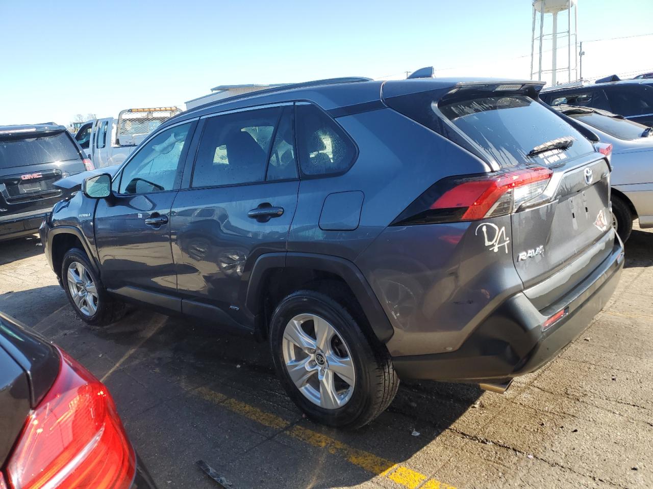 4T3LWRFV6MU045707 2021 Toyota Rav4 Le