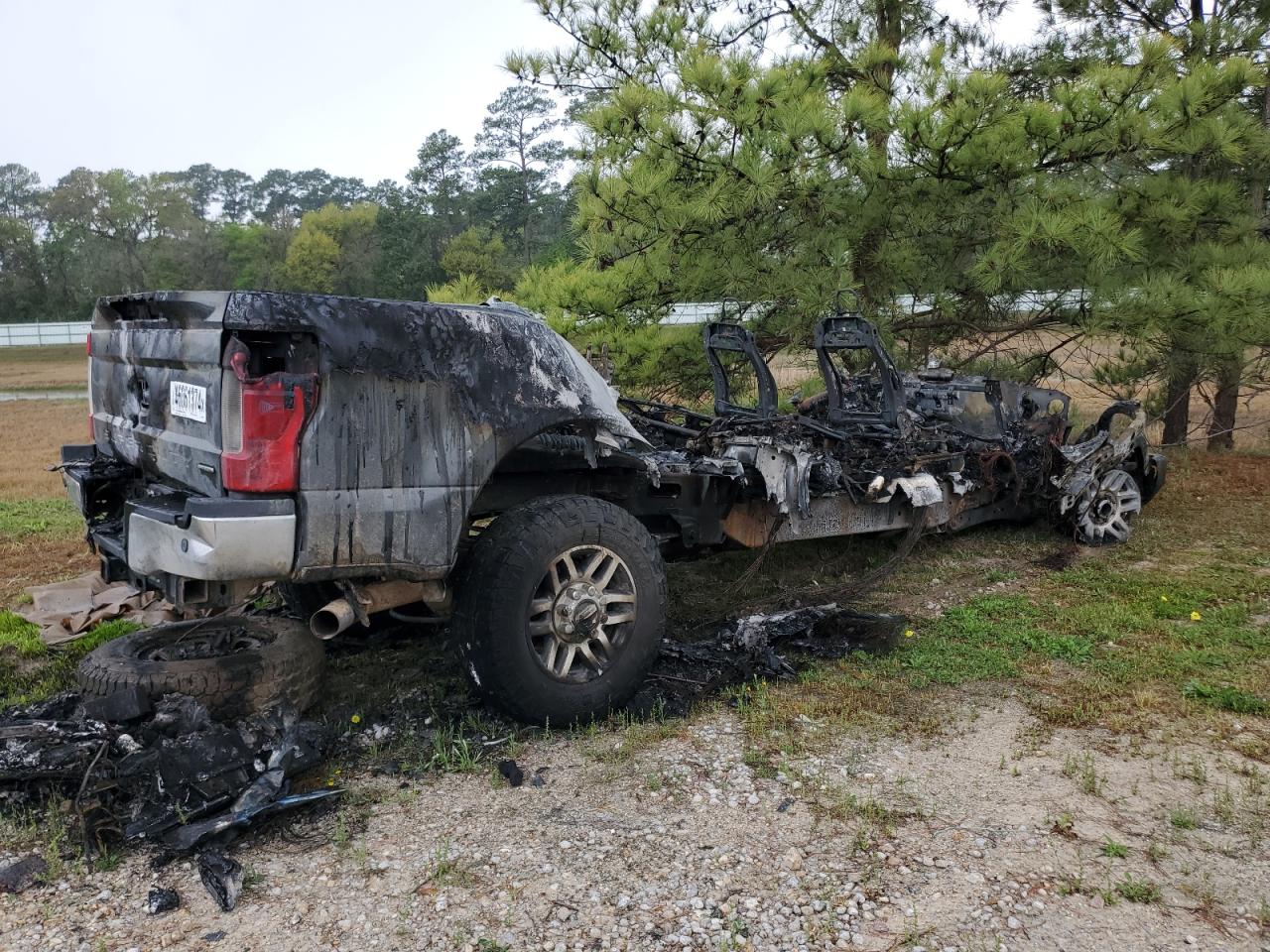 1FT7W2B63HEB89929 FORD F250 2017