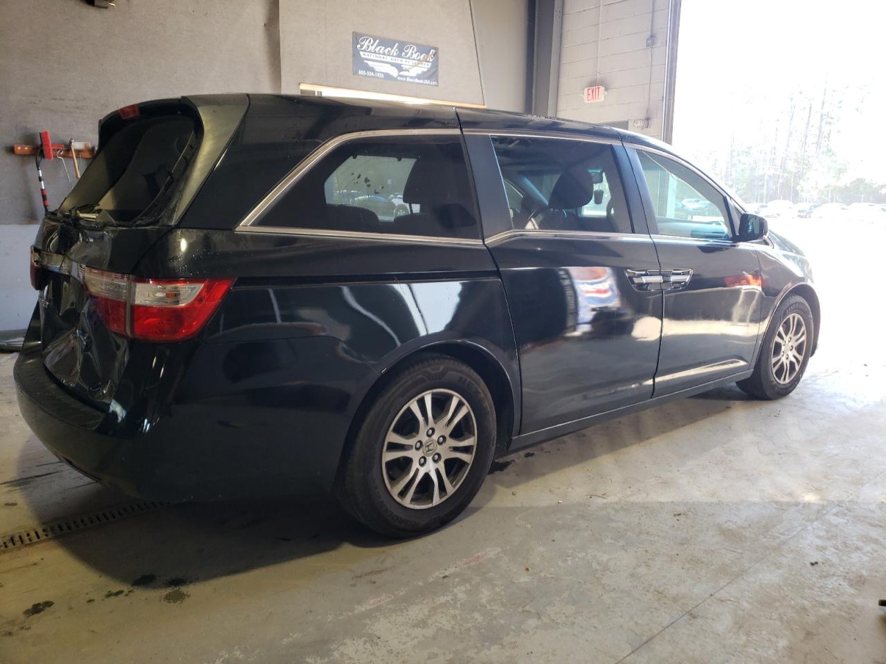 5FNRL5H60CB023076 2012 Honda Odyssey Exl