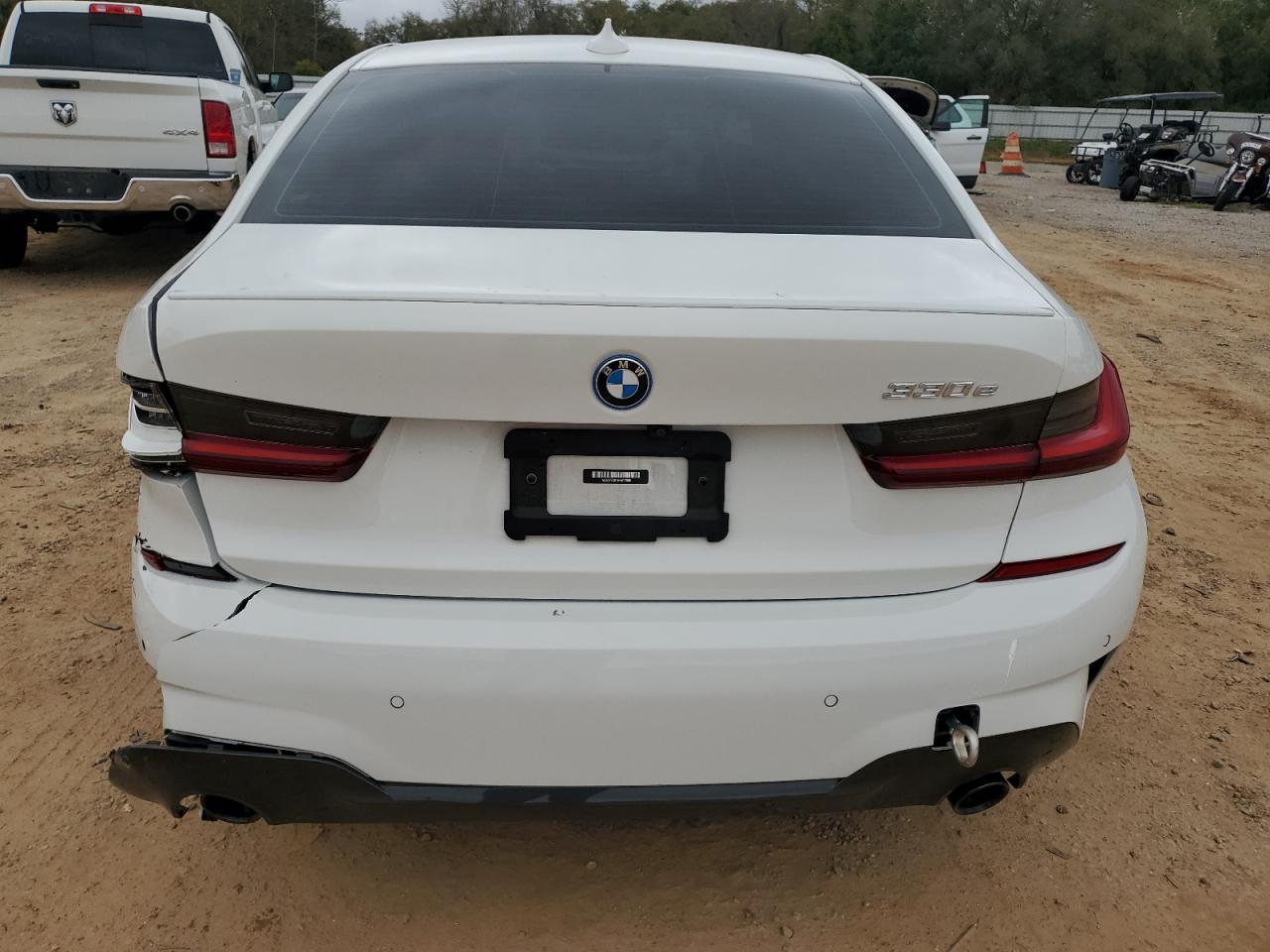WBA5P7C01NFM17960 2022 BMW 330E