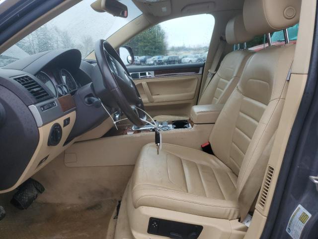 2008 Volkswagen Touareg 2 V6 VIN: WVGBE77L88D002453 Lot: 46027344