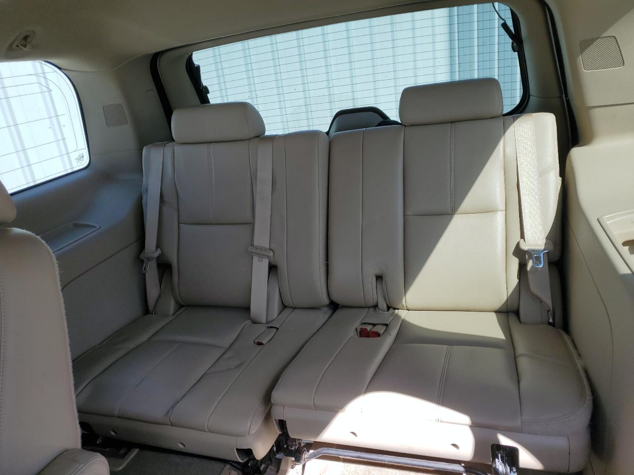 1GNSCBE01DR331571 2013 Chevrolet Tahoe C1500 Lt