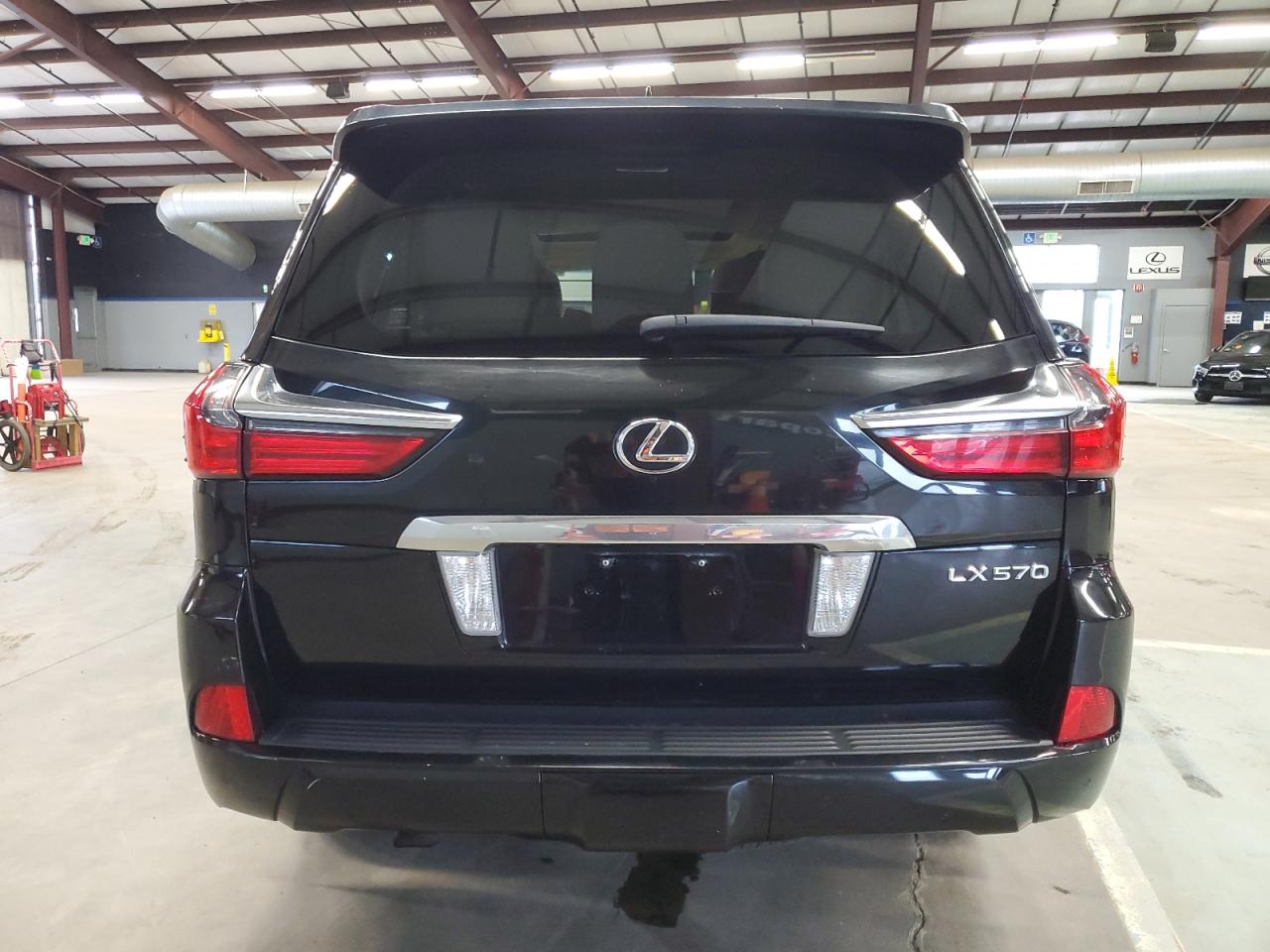 JTJHY7AX5G4190703 2016 Lexus Lx 570