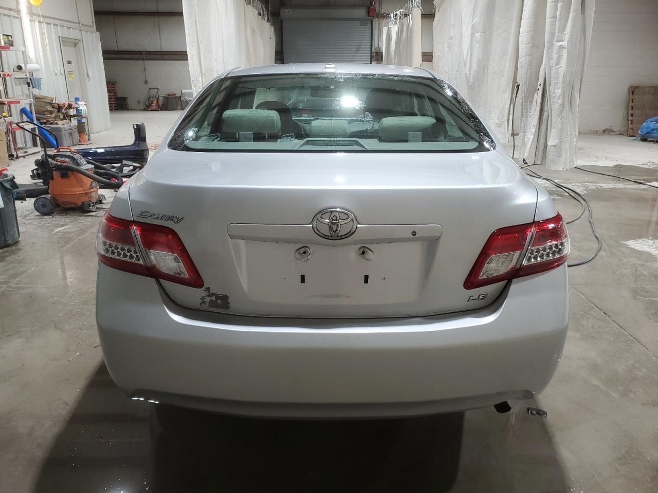 4T1BF3EK1BU187842 2011 Toyota Camry Base