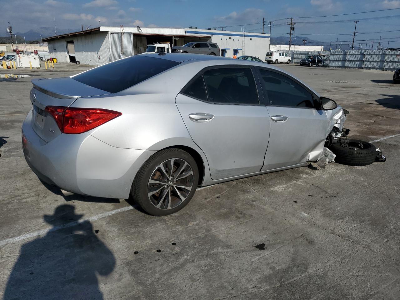 5YFBURHE5HP597049 TOYOTA COROLLA 2017