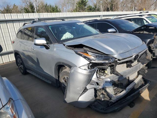 VIN 5TDGZRAH9MS534226 2021 Toyota Highlander, Xle no.4