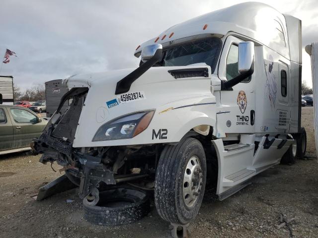 Lot #2392382710 2018 FREIGHTLINER CASCADIA 1 salvage car