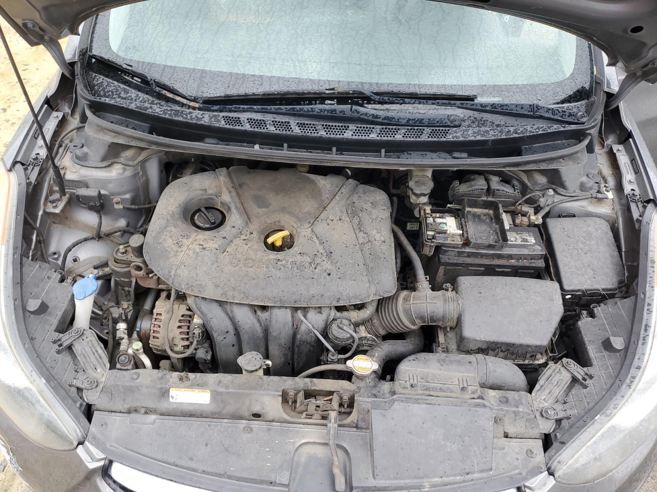 5NPDH4AE0CH126779 2012 Hyundai Elantra Gls