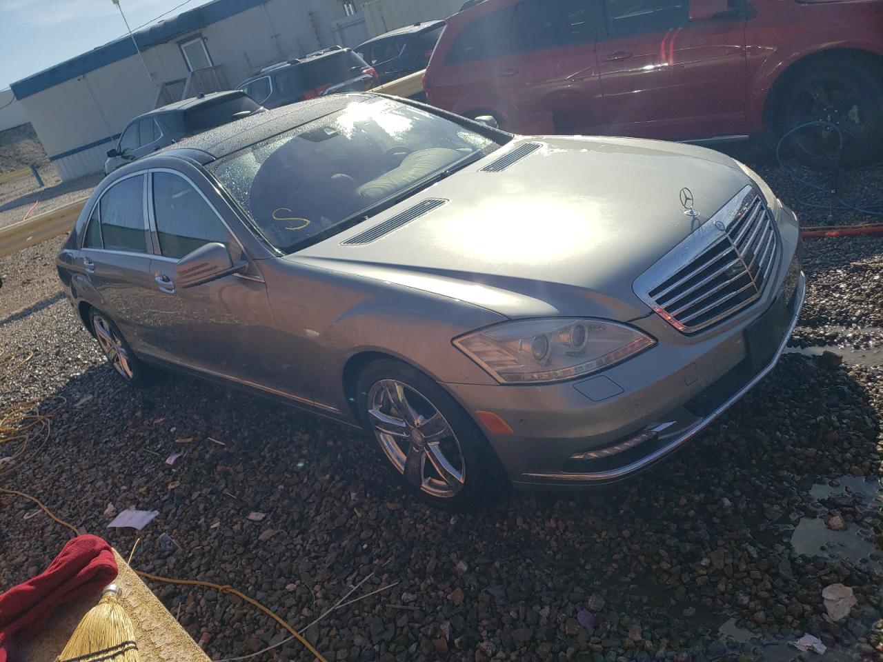 MERCEDES-BENZ S 550 4MAT -