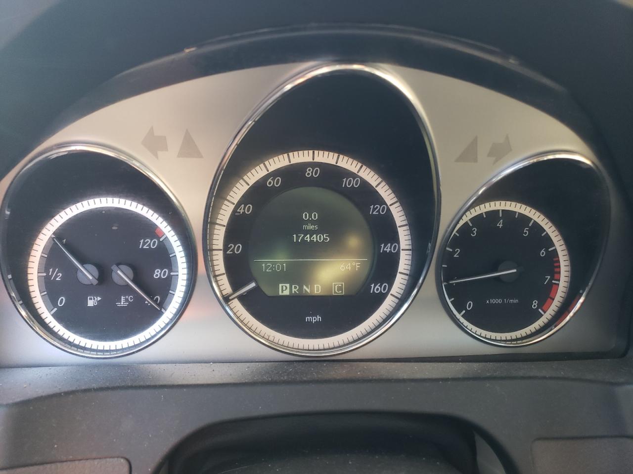 WDDGF5EB8AR123035 2010 Mercedes-Benz C 300