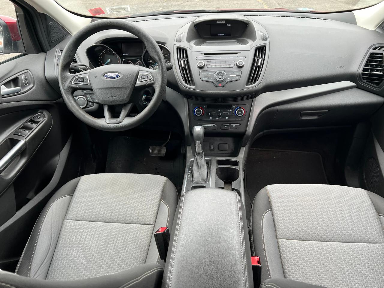 VIN: 1FMCU9GDXHUF00701 2017 FORD ESCAPE