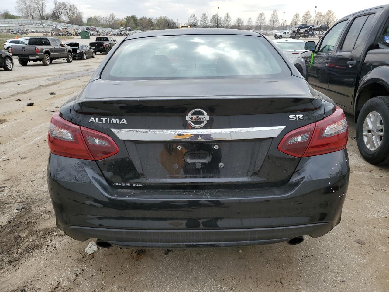 2018 Nissan Altima 2.5 vin: 1N4AL3AP2JC123748