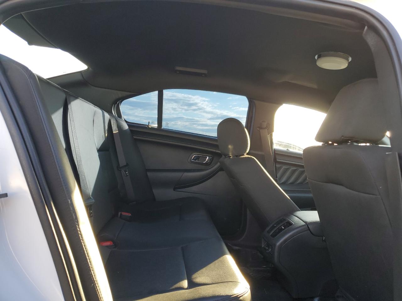 1FAHP2MK5KG105901 FORD TAURUS 2019