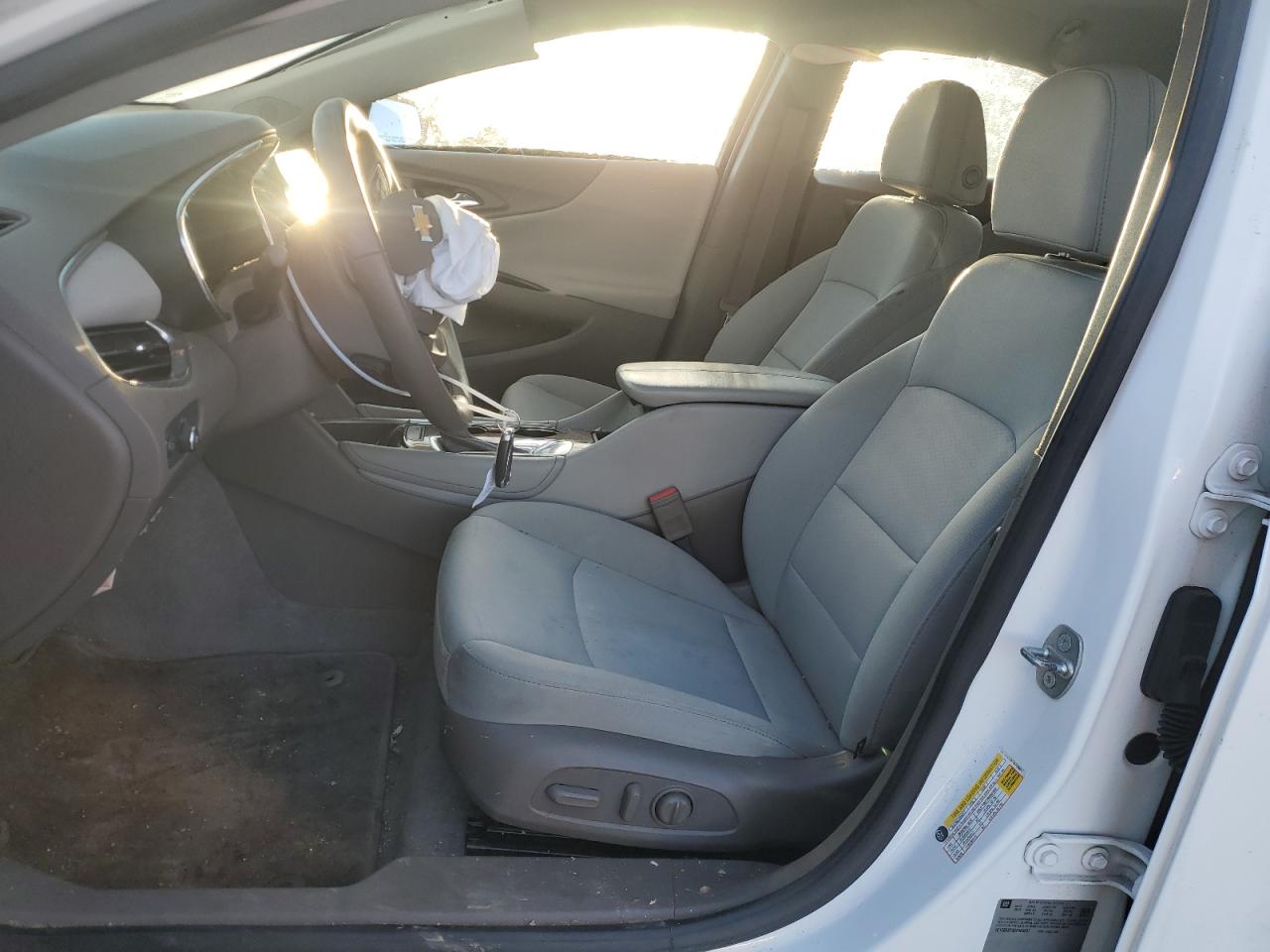 1G1ZE5ST3GF360067 CHEVROLET MALIBU 2016