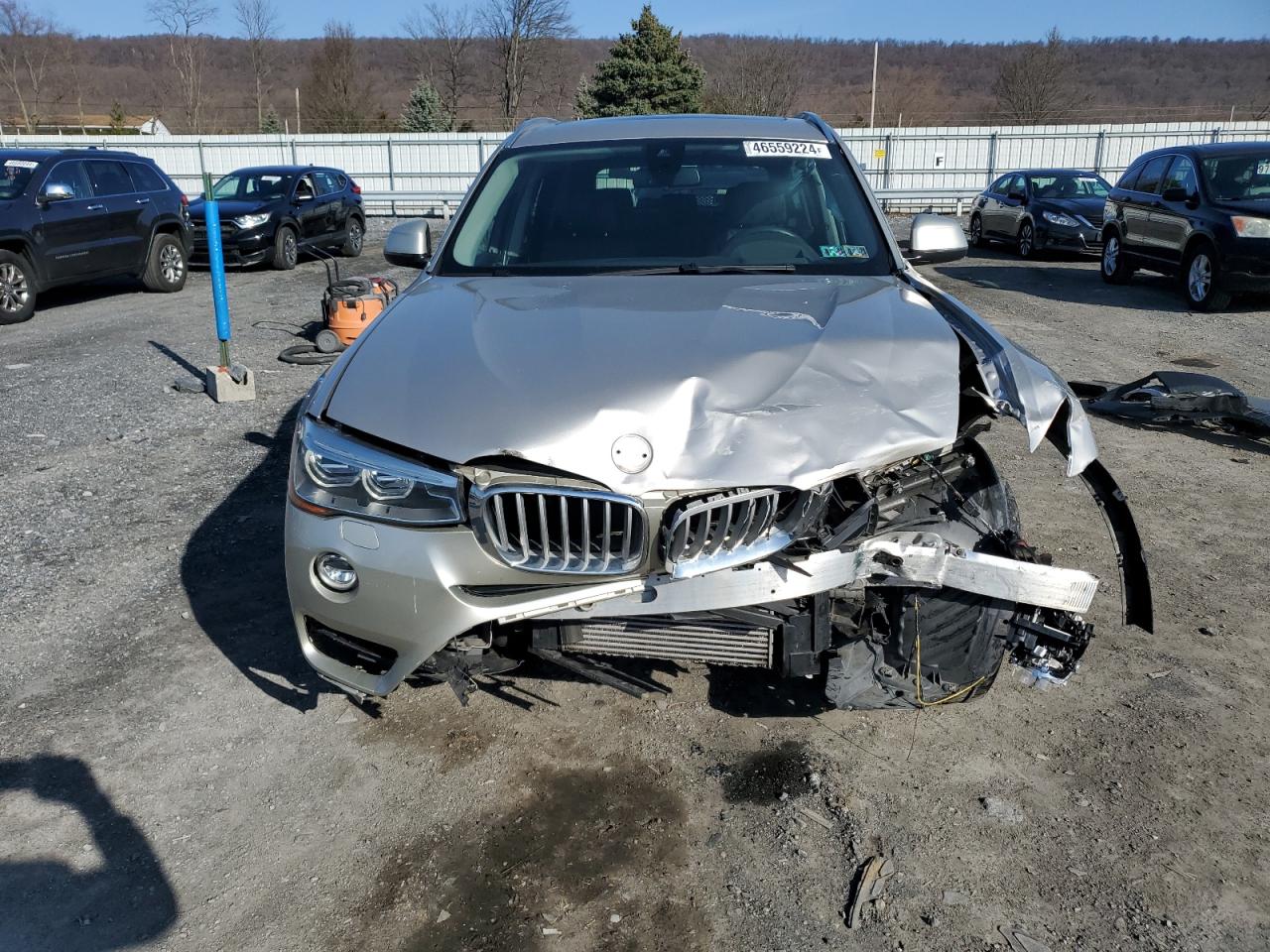 5UXWX9C5XH0T14427 2017 BMW X3 xDrive28I