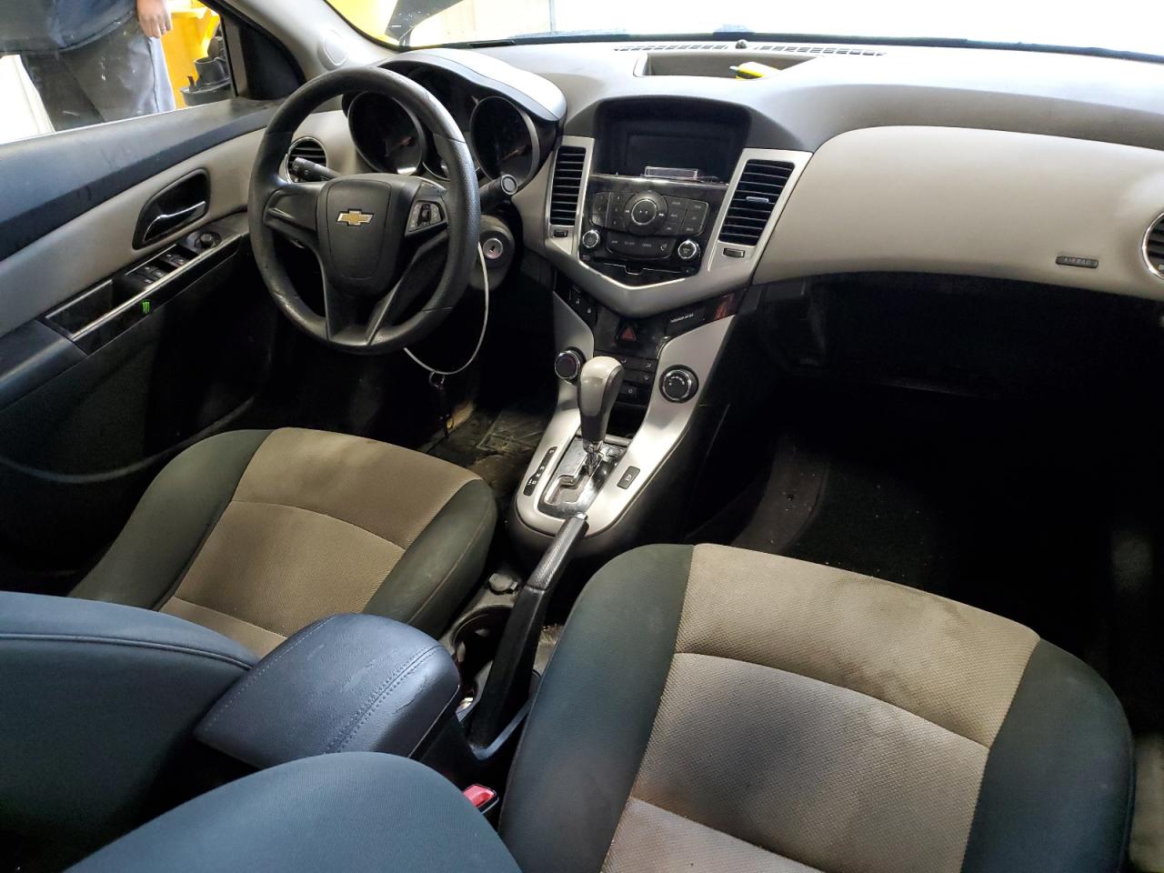 1G1PC5SH8C7226233 2012 Chevrolet Cruze Ls