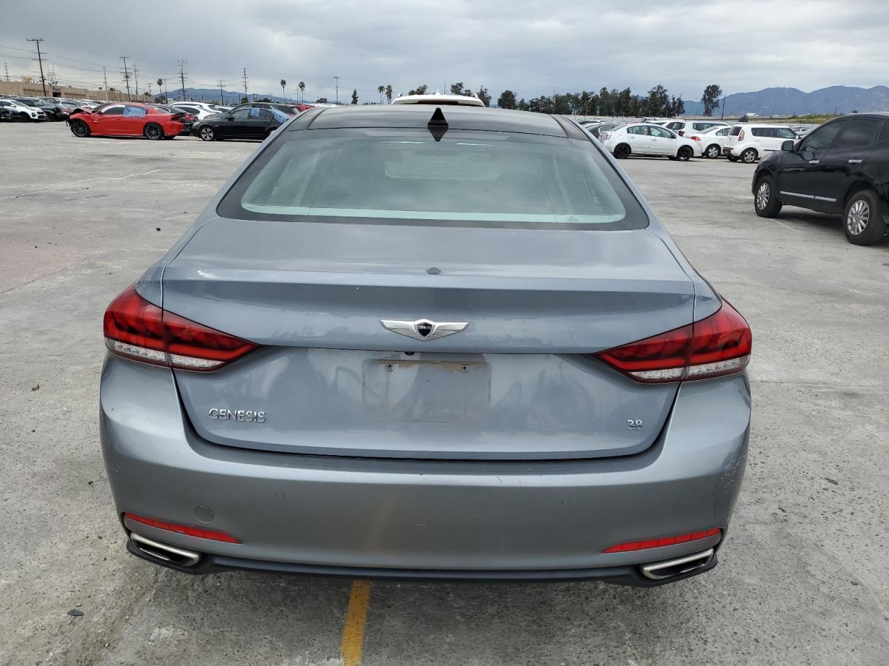 2015 Hyundai Genesis 3.8L vin: KMHGN4JE1FU096185