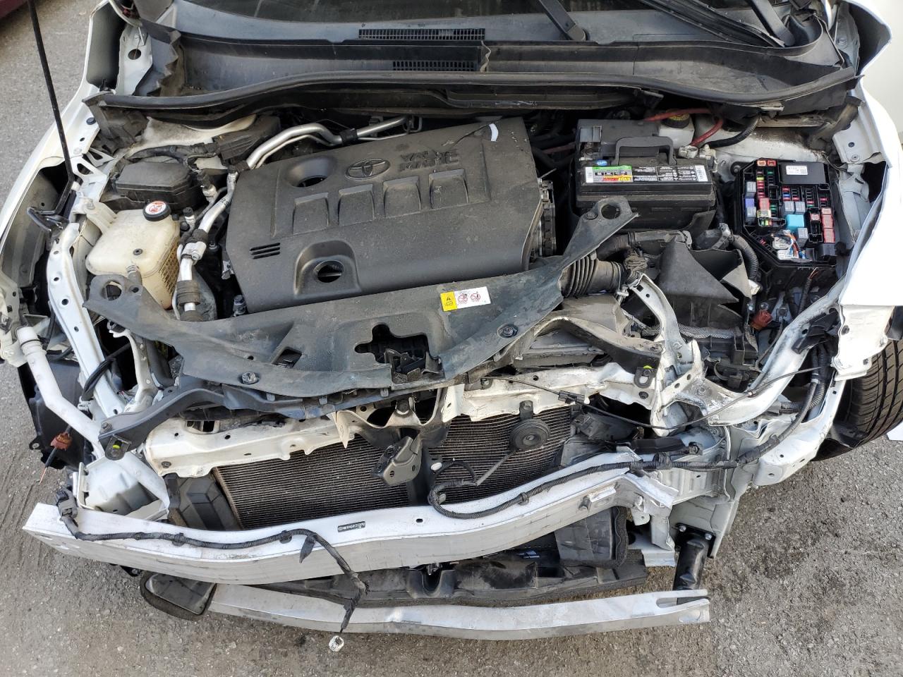 NMTKHMBXXJR039792 TOYOTA C-HR 2018