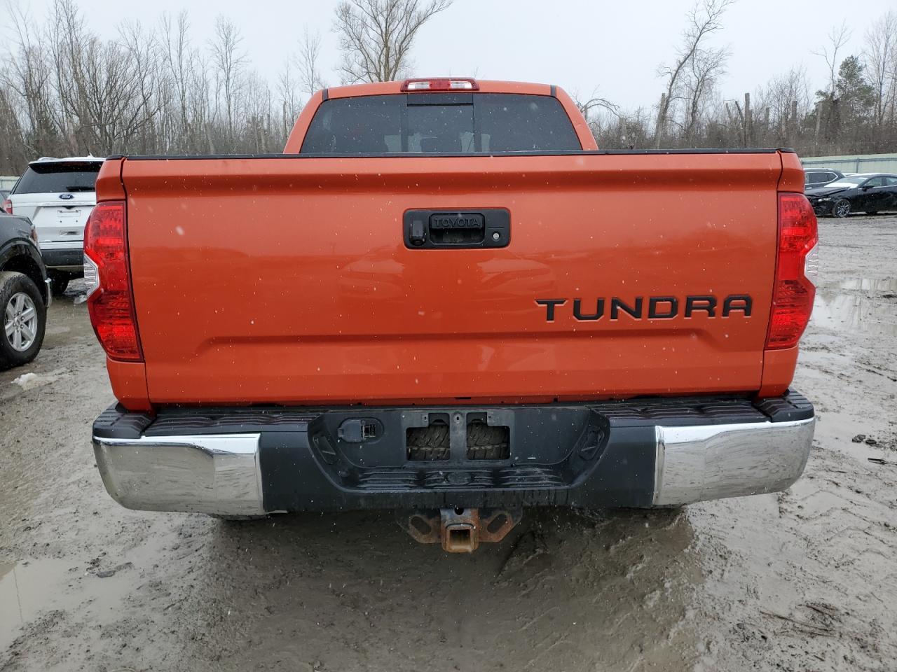 5TFUY5F18JX726902 TOYOTA TUNDRA 2018