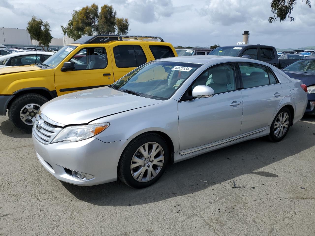 4T1BK3DB2BU377128 2011 Toyota Avalon Base