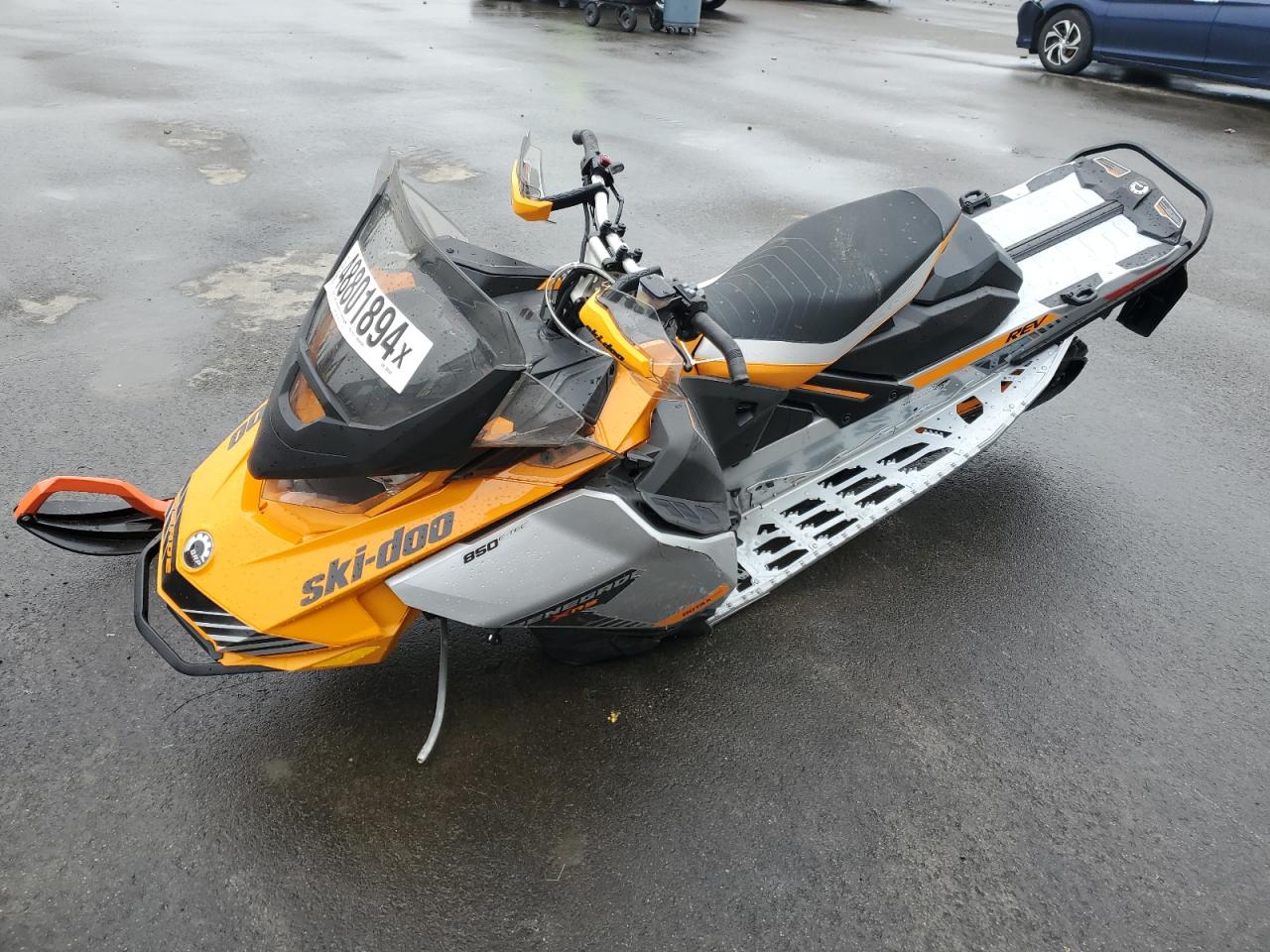 2BPSUMKL5KV000121 SKI DOO SNOWMOBILE 2019