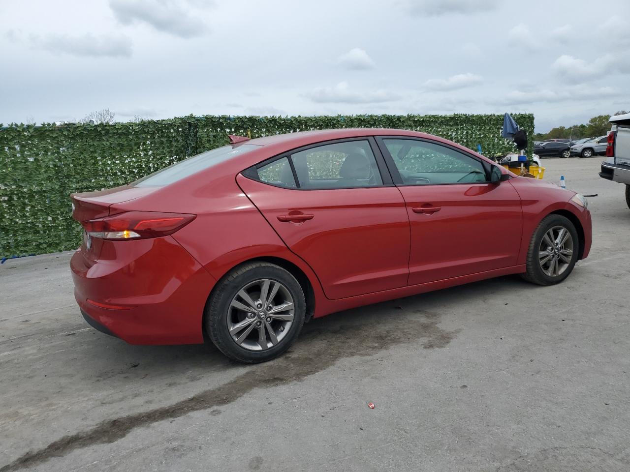 KMHD84LF1HU102621 2017 Hyundai Elantra Se