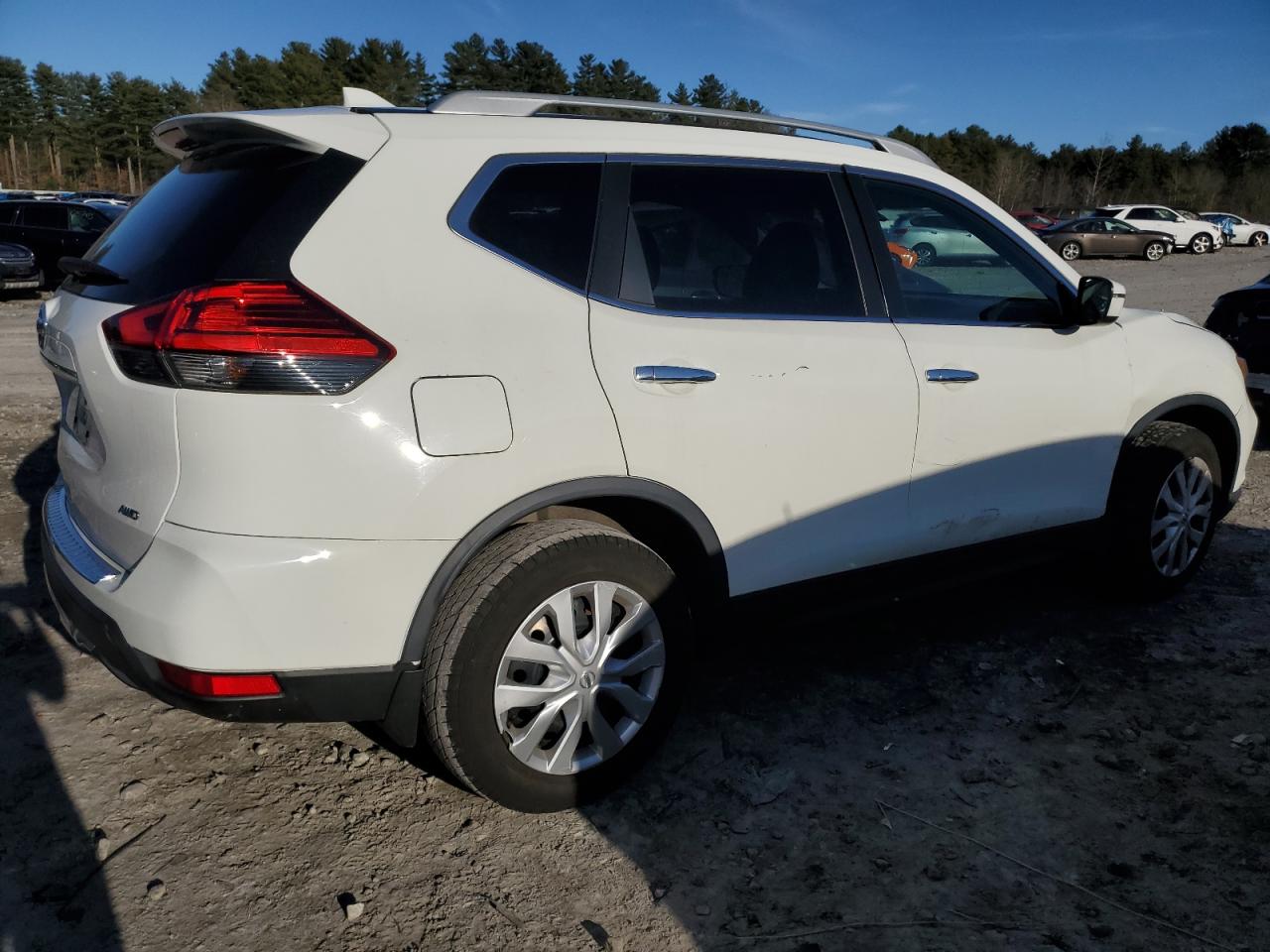 5N1AT2MV8HC786892 NISSAN ROGUE 2017