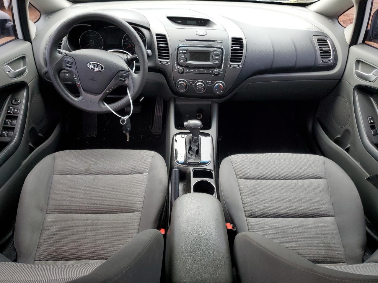 3KPFK4A79HE053161 2017 Kia Forte Lx