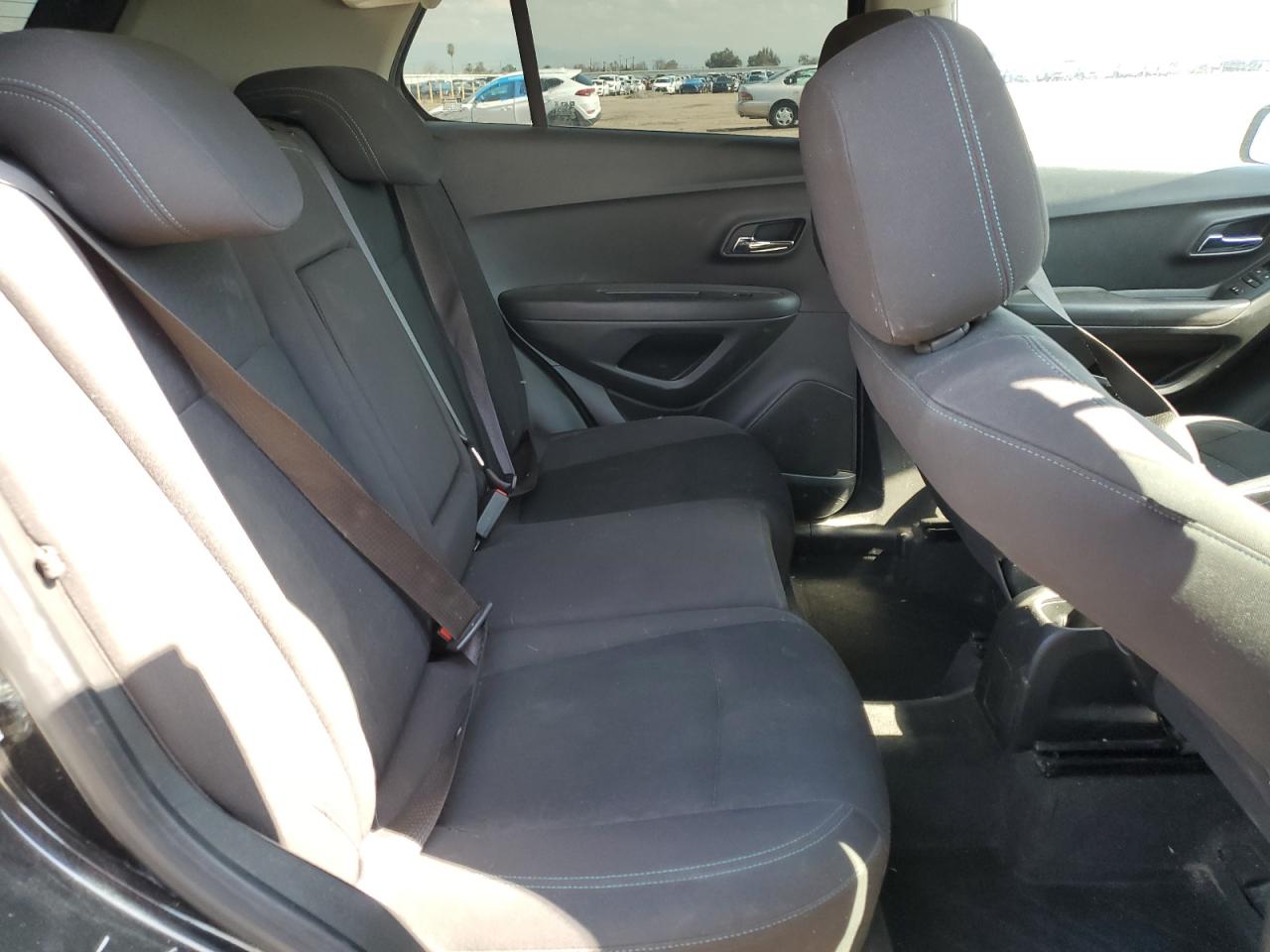 KL7CJKSB6GB550870 CHEVROLET TRAX 2016