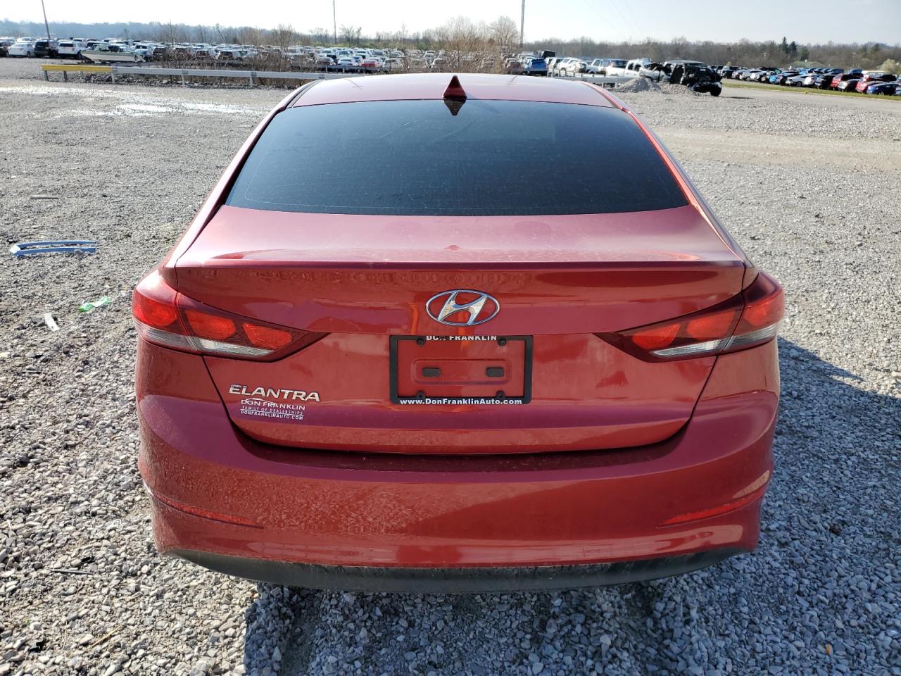 5NPD84LF9JH260015 2018 Hyundai Elantra Sel