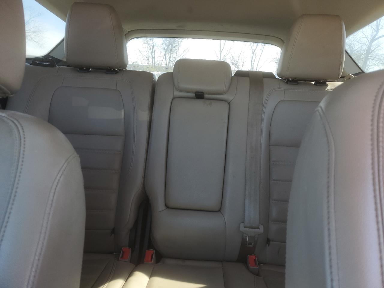 1FMCU0J96HUA69435 FORD ESCAPE 2017