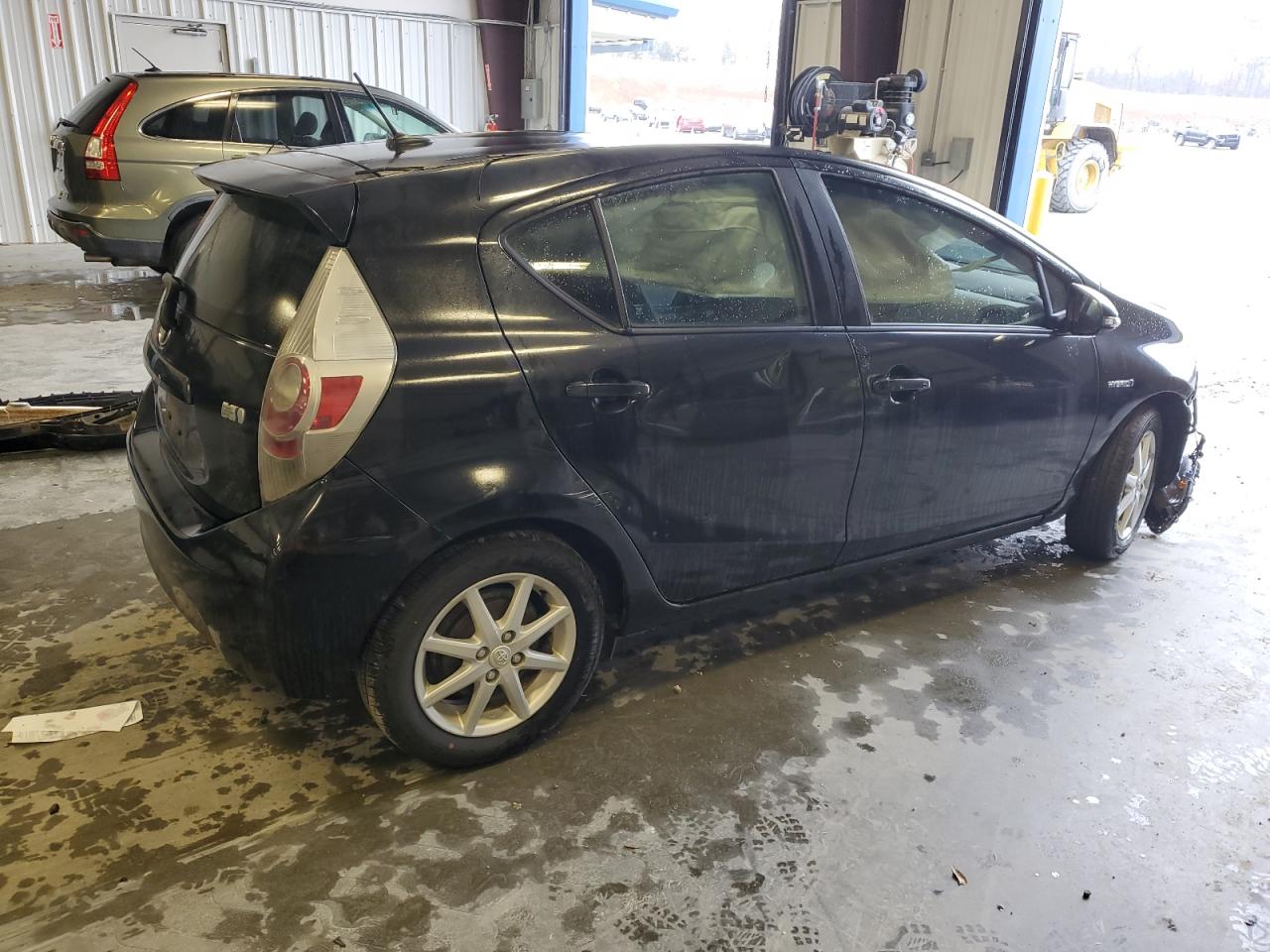 2012 Toyota Prius C vin: JTDKDTB38C1019769