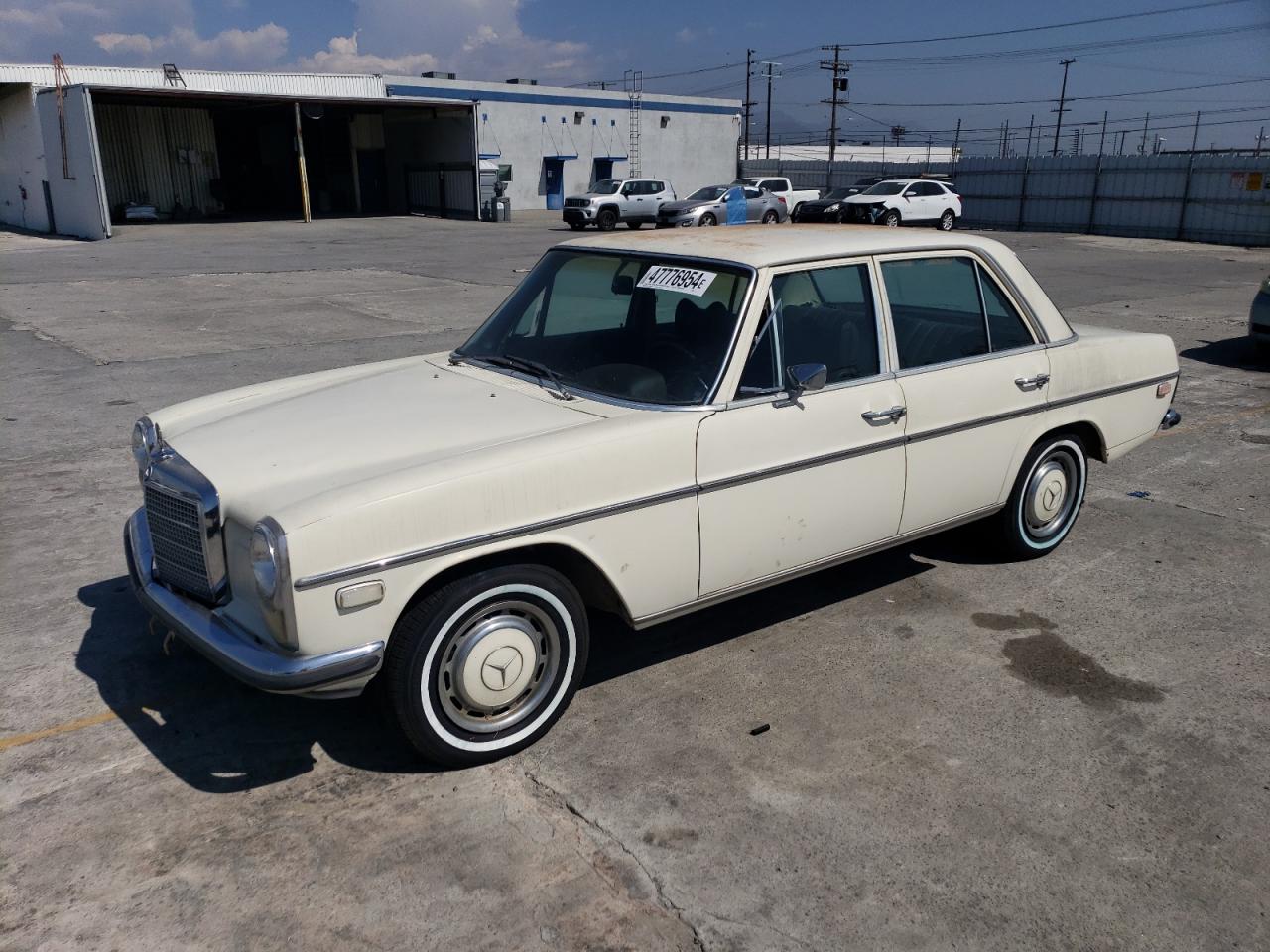 Lot #2718188566 1968 MERCEDES-BENZ 240-CLASS