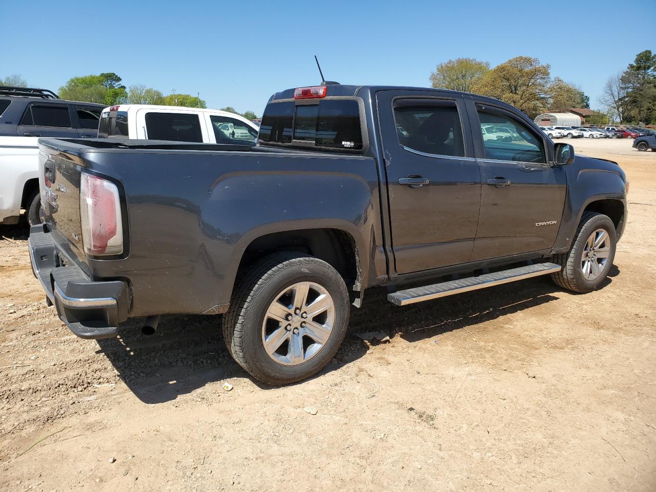 1GTG5CE32G1125820 2016 GMC Canyon Sle