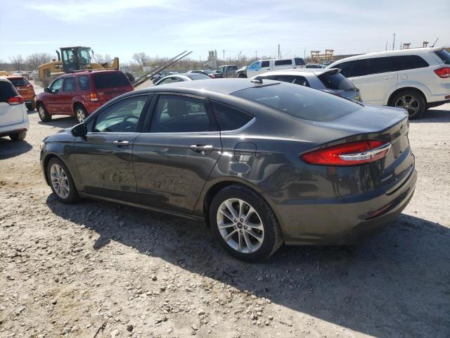 3FA6P0HD1LR231061 Ford Fusion SE 2