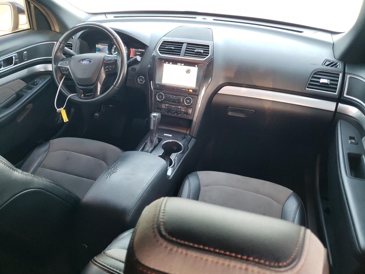 1FM5K7D80HGC22142 FORD EXPLORER 2017