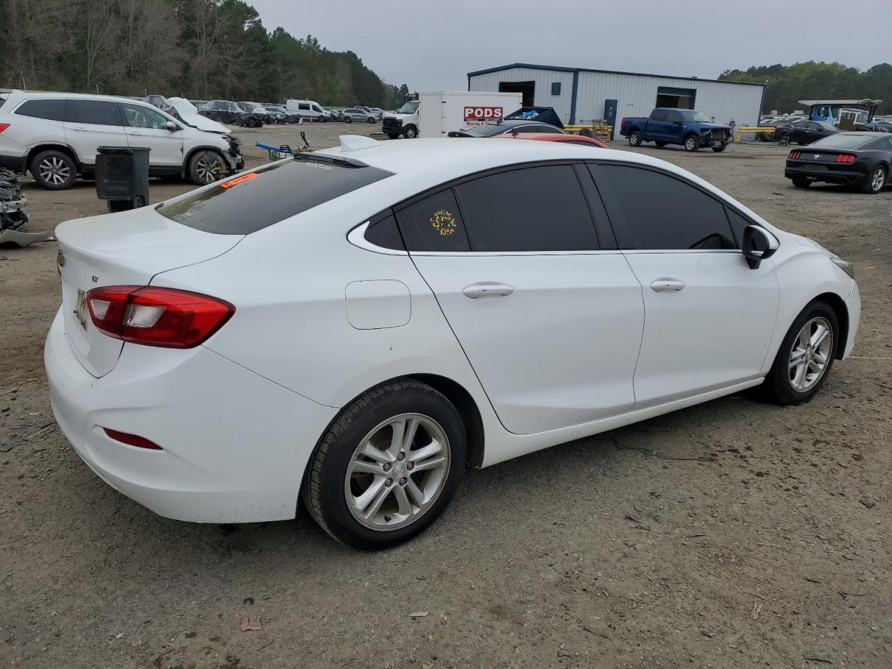 1G1BE5SM3J7186836 CHEVROLET CRUZE 2018