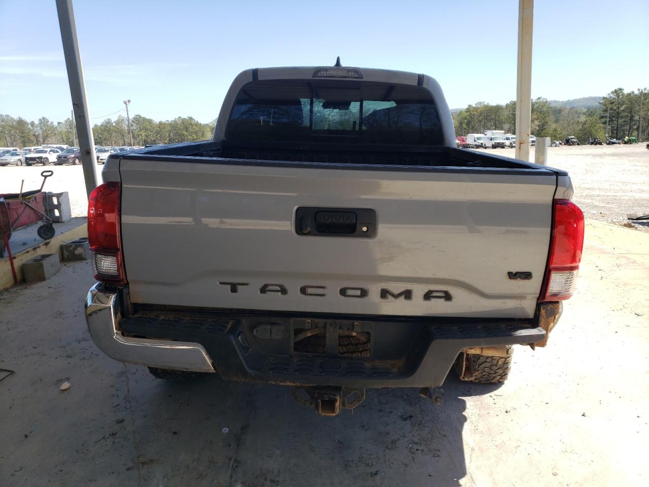 3TMCZ5AN0JM163580 2018 Toyota Tacoma Double Cab