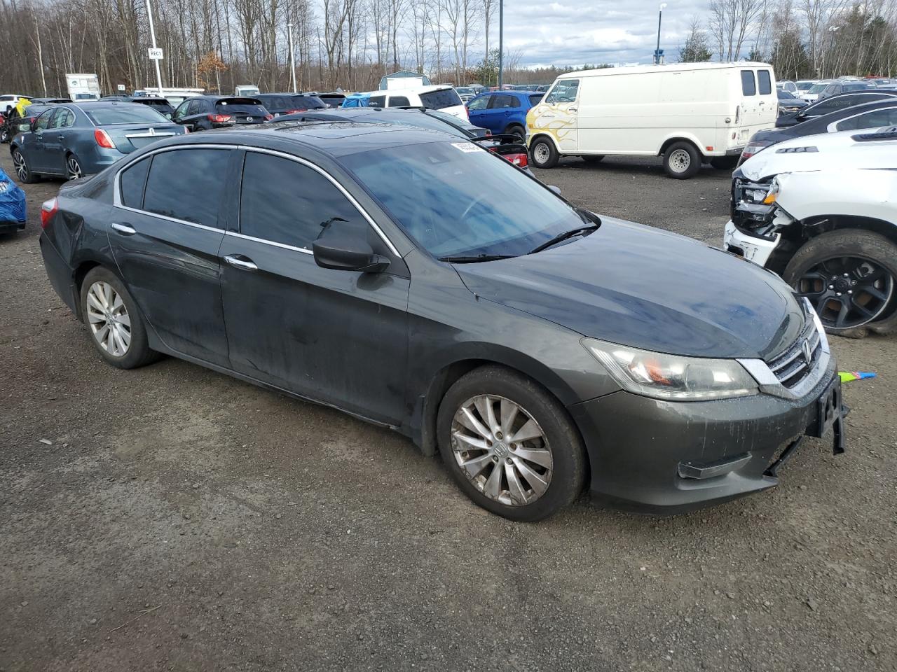 1HGCR3F82EA016057 2014 Honda Accord Exl