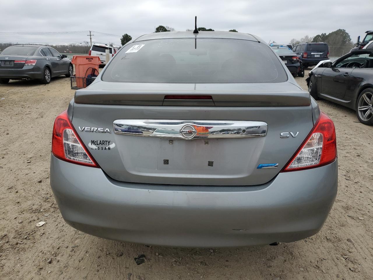 2013 Nissan Versa S vin: 3N1CN7AP6DL843974