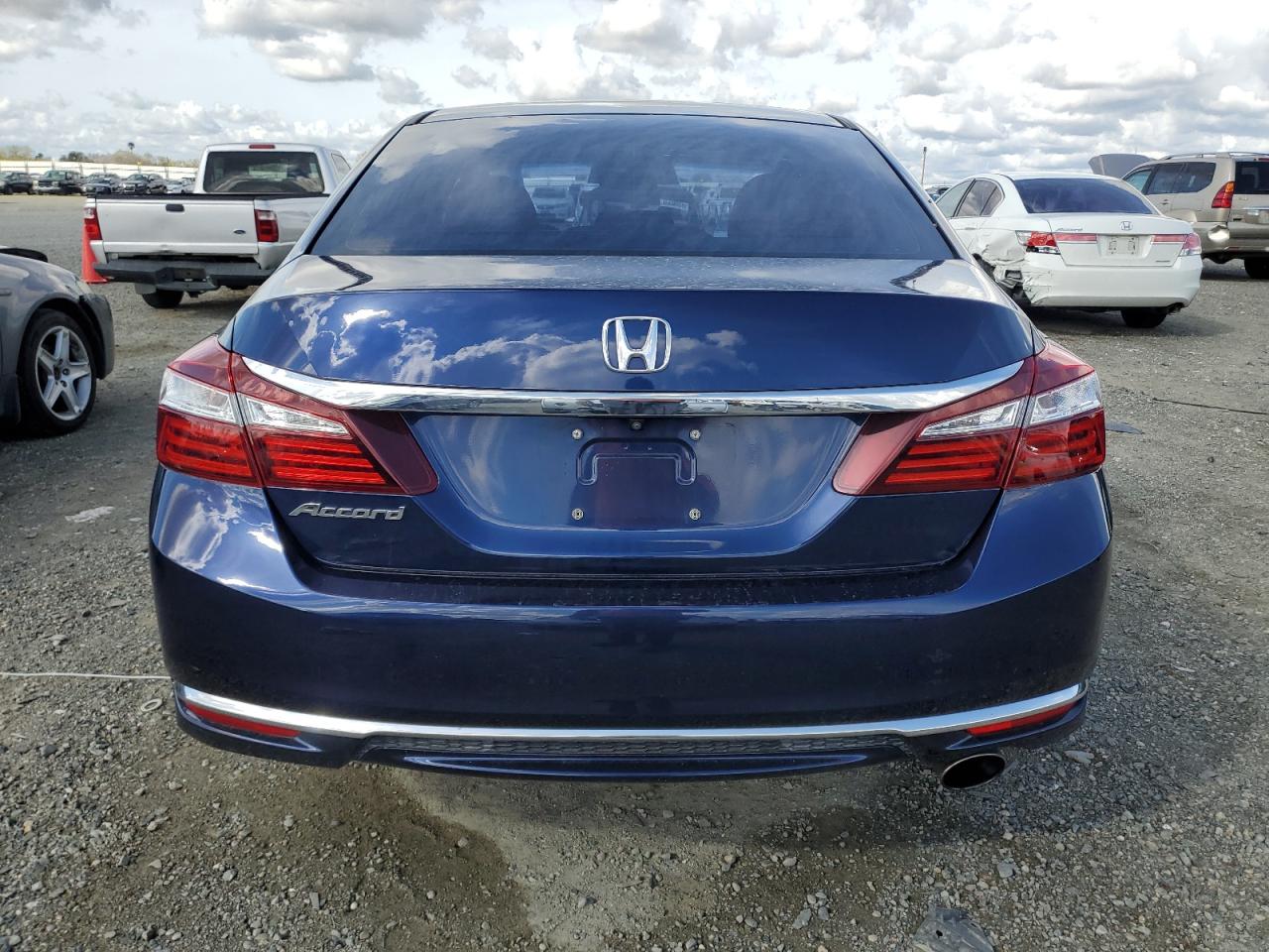 1HGCR2F34GA041687 HONDA ACCORD 2016