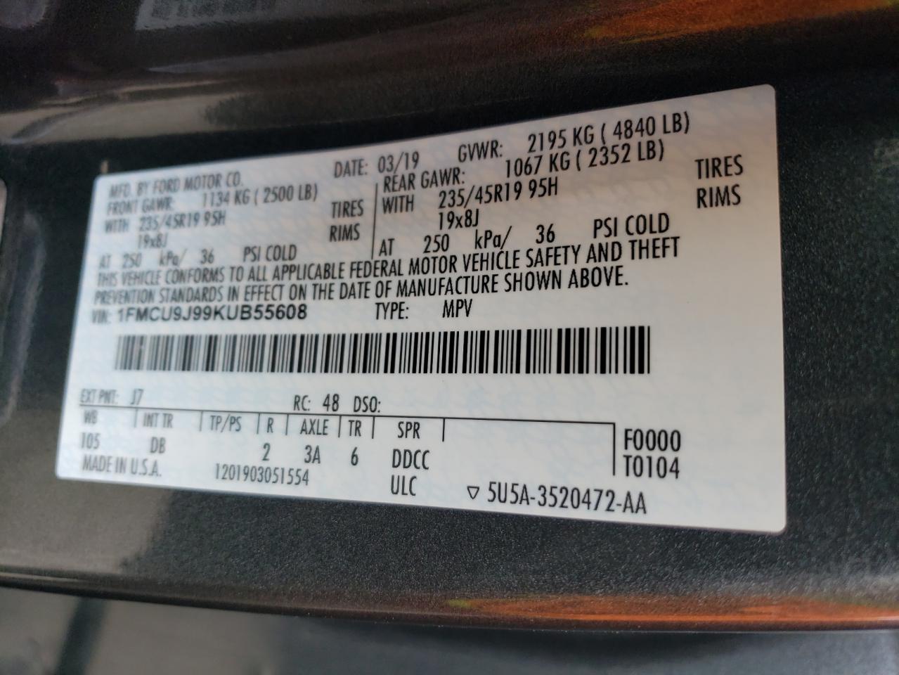 1FMCU9J99KUB55608 FORD ESCAPE 2019