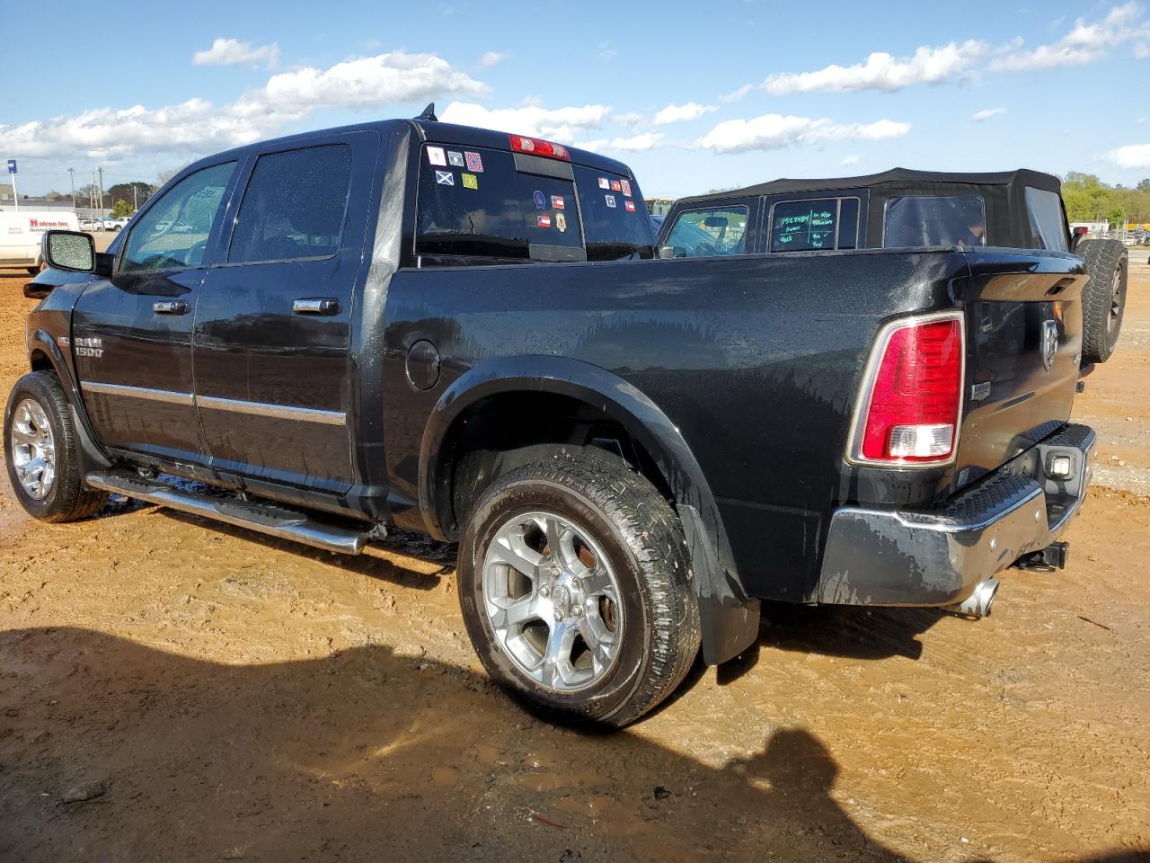 2016 Ram 1500 Laramie vin: 1C6RR7NT3GS251870