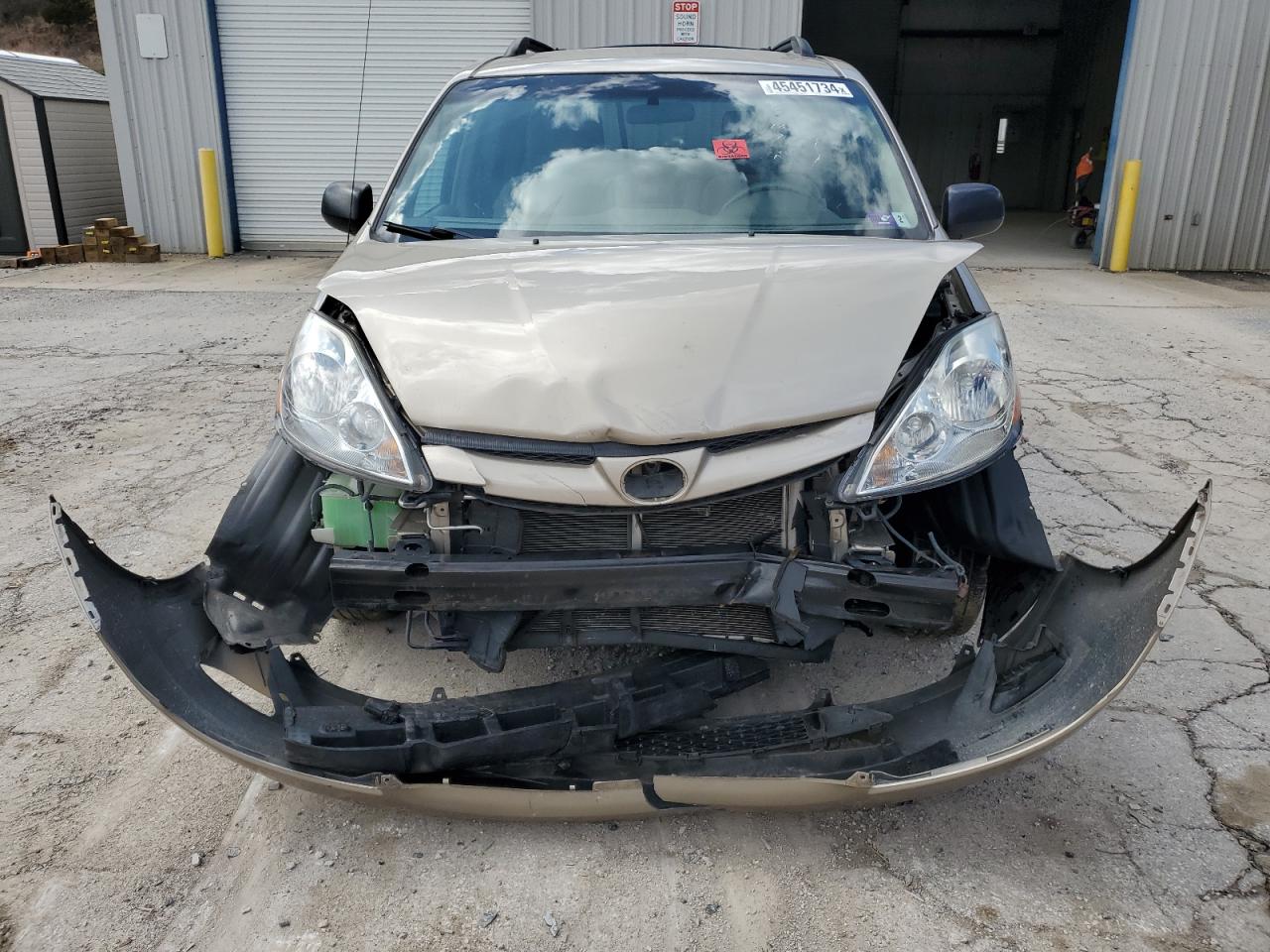 5TDZK23C39S269221 2009 Toyota Sienna Ce