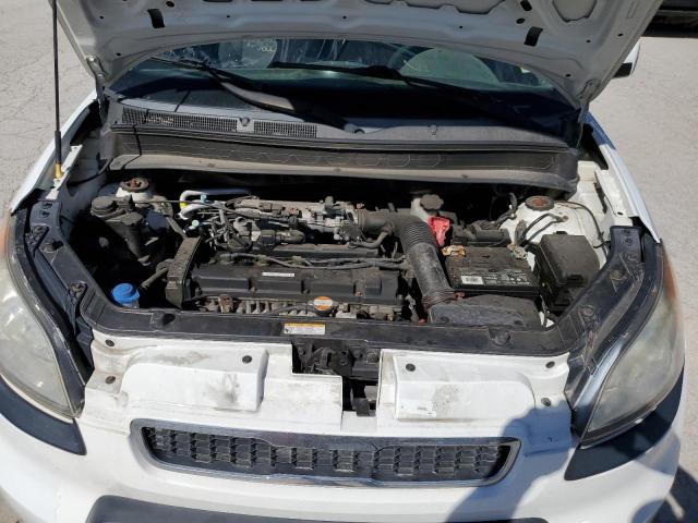 2011 Kia Soul + VIN: KNDJT2A27B7271803 Lot: 47312884