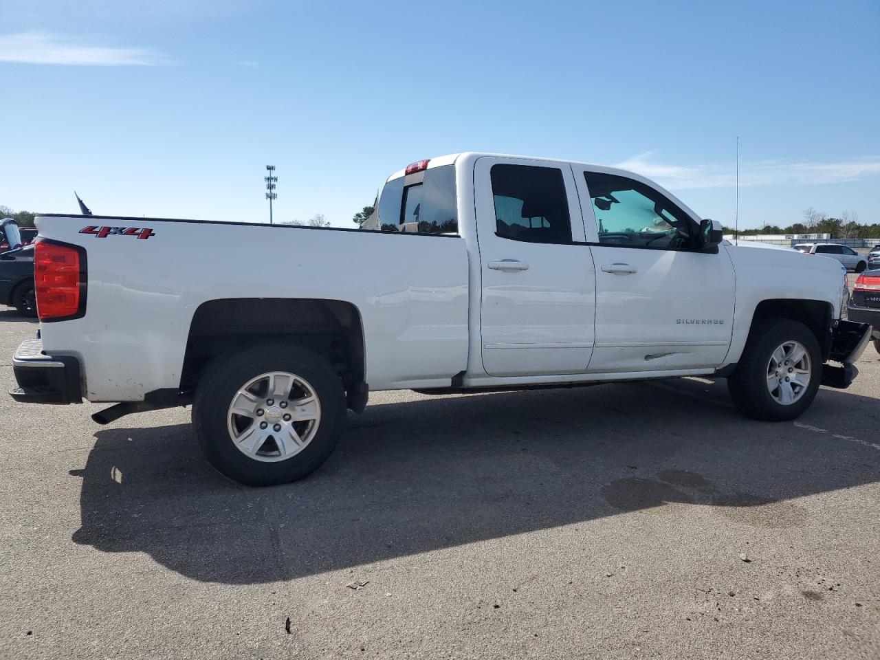 1GCVKREC7JZ360340 2018 Chevrolet Silverado K1500 Lt