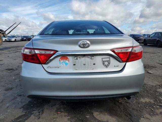 4T1BF1FK7HU402054 | 2017 Toyota camry le