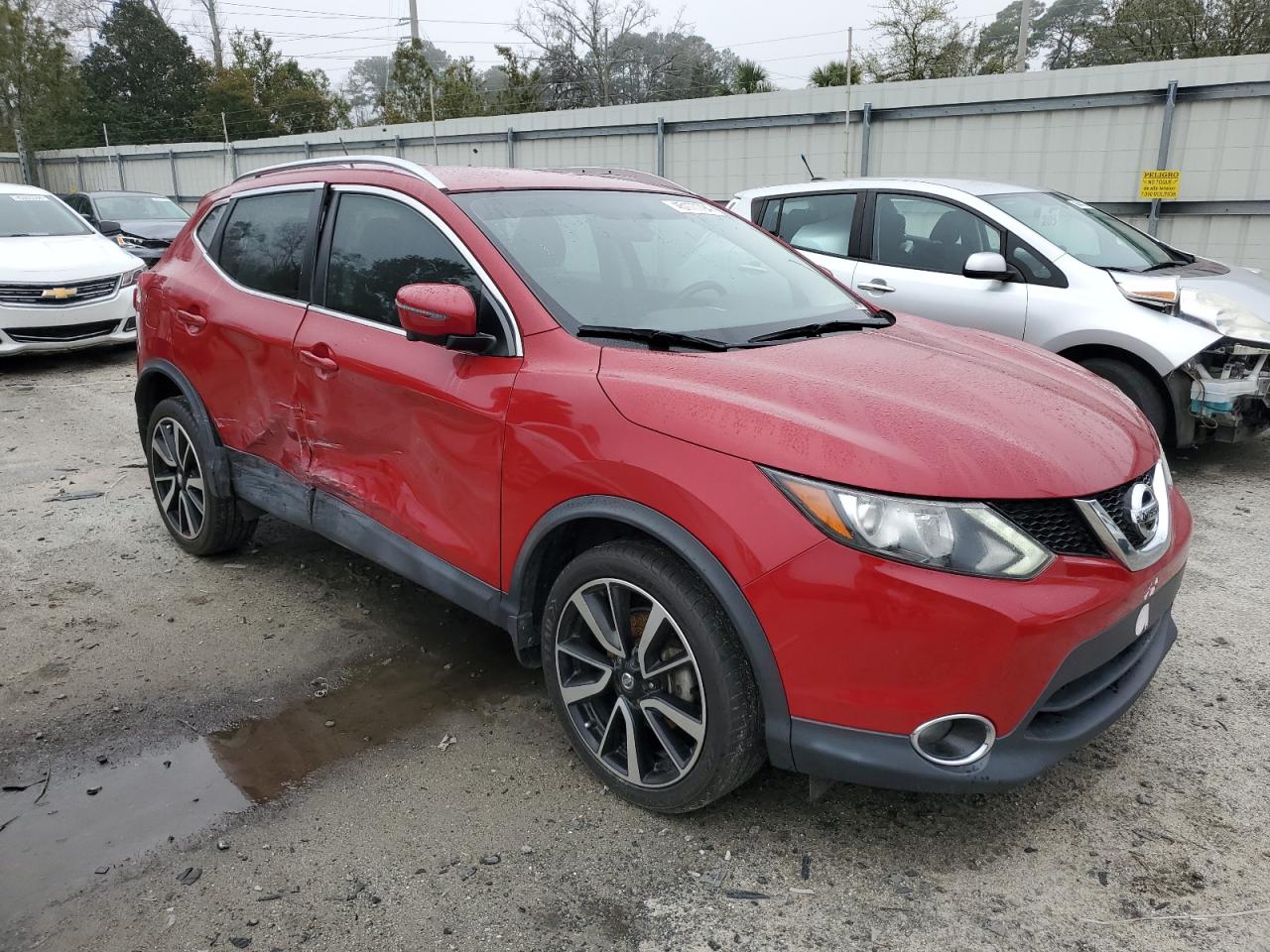 JN1BJ1CP4HW024706 NISSAN ROGUE 2017