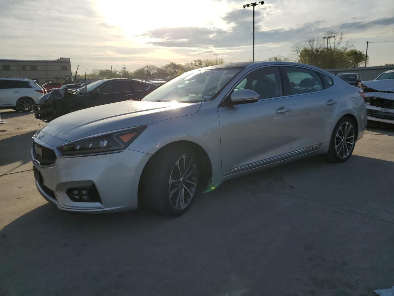 KNALC4J16J5096608 KIA CADENZA LU 2018